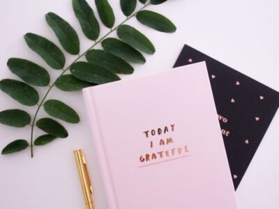 Pembe notebook